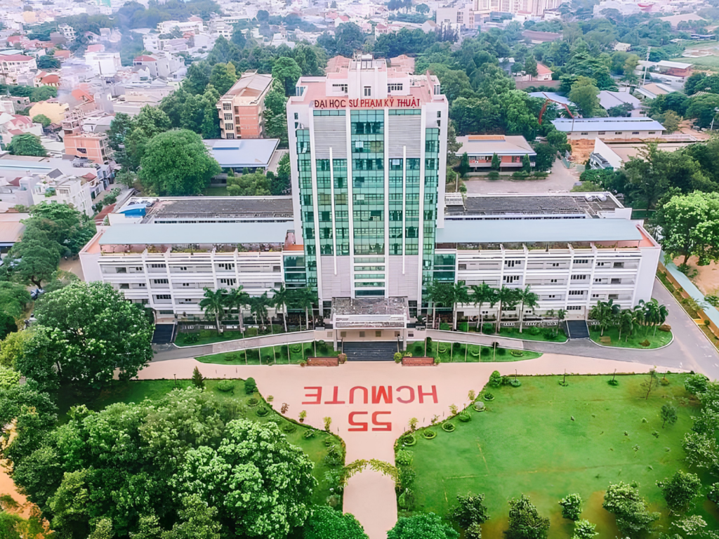 Trường Đại học Sư phạm Kỹ thuật TP.HCM (HCMUTE) nằm rất gần dự án, thuận tiện cho sinh viên và giảng viên di chuyển