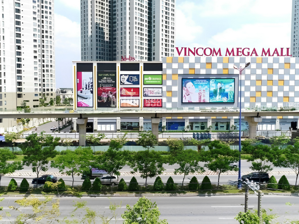 Vincom Mega Mall Thảo Điền là điểm đến mua sắm, giải trí quy mô lớn cách dự án khoảng 10–15 phút di chuyển