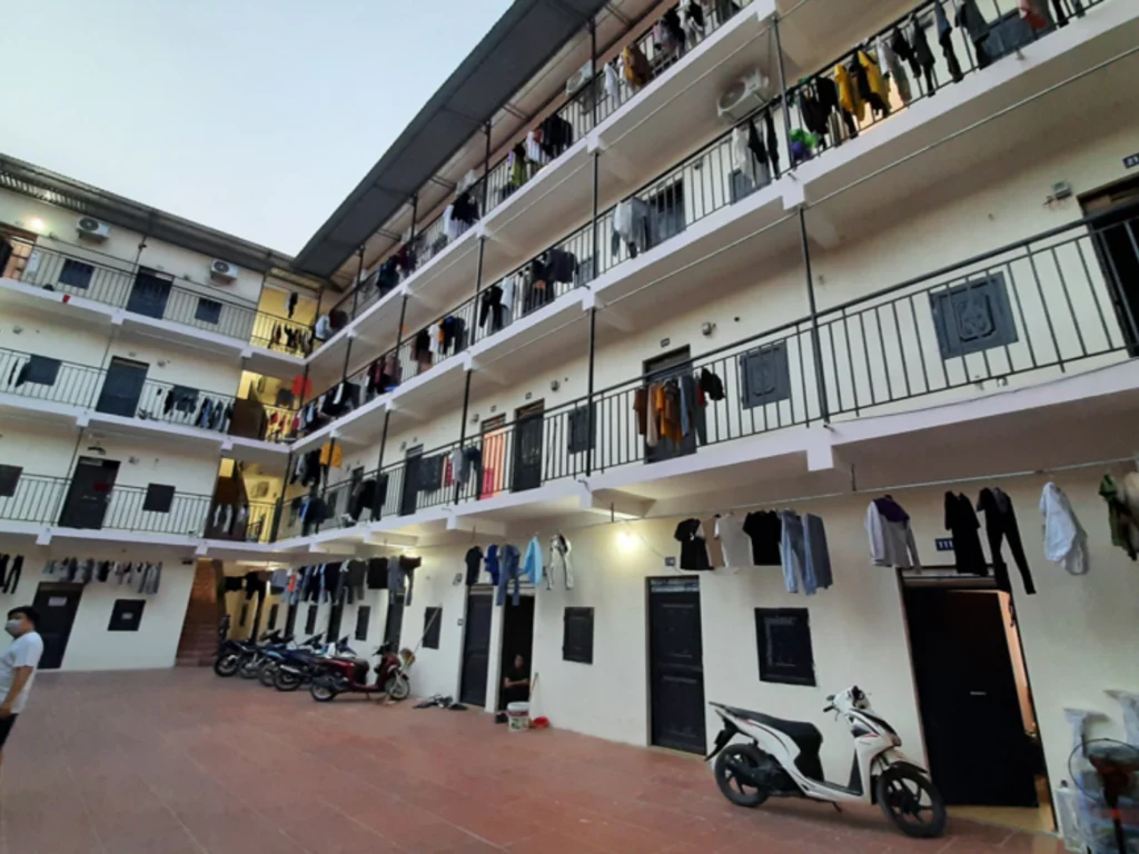 Môi trường có người giám sát luôn đảm bảo được vấn đề vệ sinh và an ninh trật tự