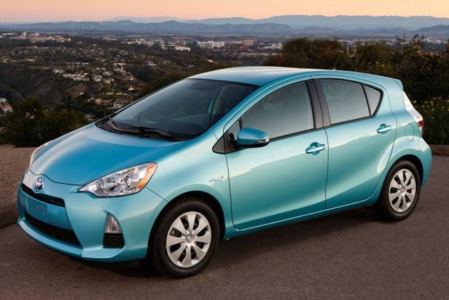 Toyota Prius C – Dòng xe tiết kiệm nhiên liệu với vẻ ngoài mạnh mẽ và cứng cáp (Nguồn: autopro.com.vn)