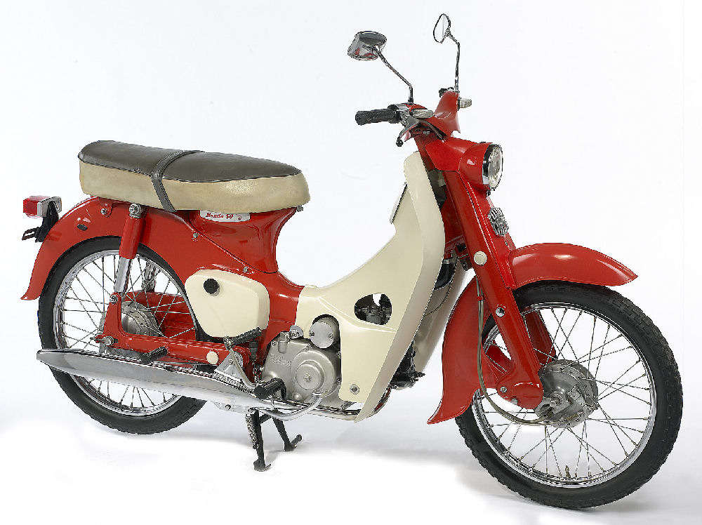 chiếc Super Cub sau khi được trang trí (Nguồn: skuterowo.com)