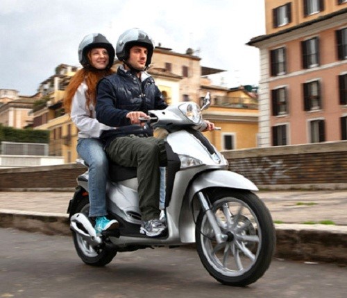 nhung danh gia ve xe piaggio liberty 3v i.e 2