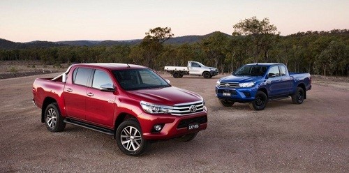 Đánh giá Toyota Hilux 2016