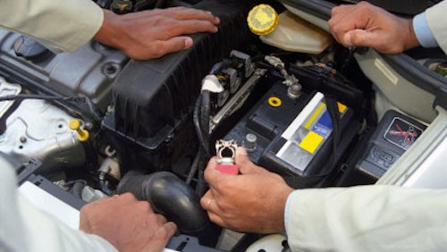 Bí kíp bảo dưỡng bình ắc-quy cho xe ô tô ai cũng cần biết bi kip bao duong binh ac-quy cho xe o to ai cung can biet