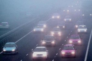 Bí quyết lái xe trong sương mù an toàn