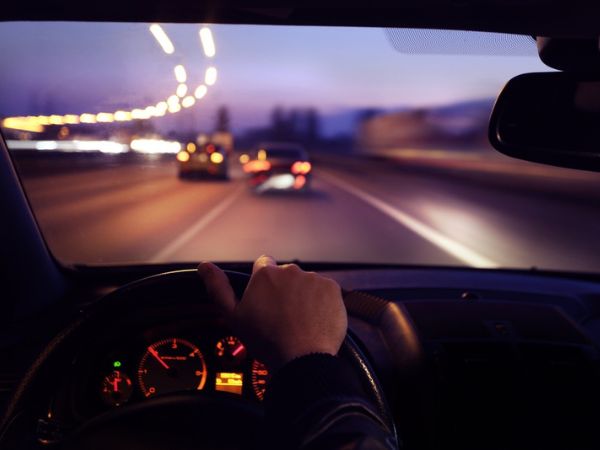 Hướng dẫn cách lái xe an toàn ban đêm