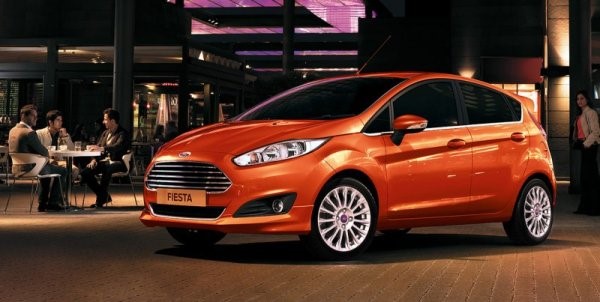 Đánh giá xe Ford Fiesta 2016