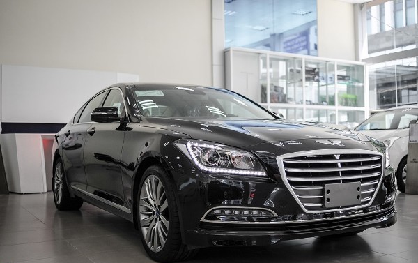 Đánh giá xe Hyundai Genesis 2016