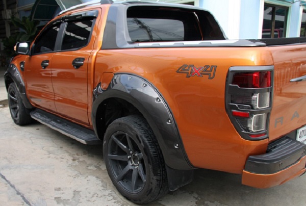 cách độ Ford Ranger