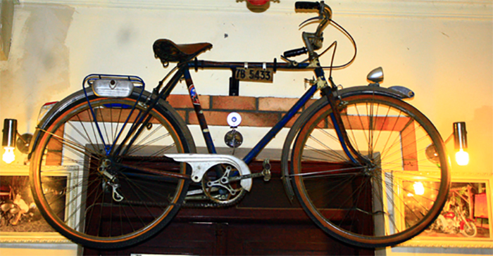Những chiếc xe đạp Peugeot cổ giá 45 triệu đồng  Xe