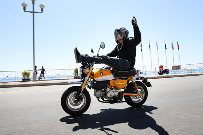 Mua moto giá rẻ dưới 100 triệu tại Việt Nam cần chú ý tới kích thước