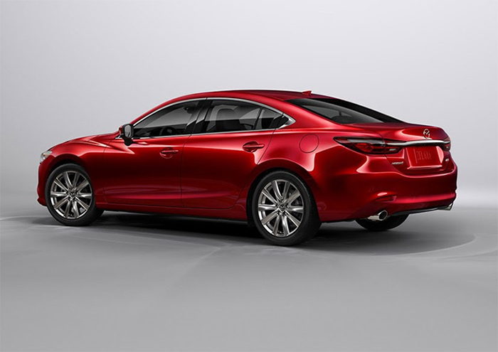 Mazda 6 2018 mang đến vẻ ngoài dài, rộng rãi trong phân khúc xe hạng D
