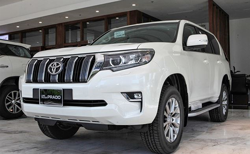 Đánh giá chi tiết về xe Toyota Land Cruiser Prado mới nhất