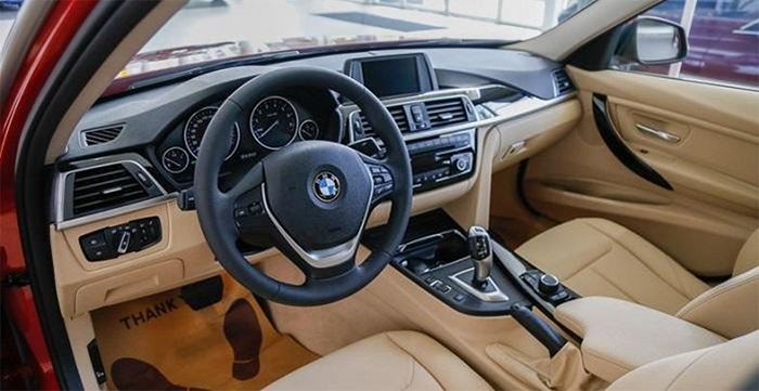 Nội thất sang trọng, nhiều tiện ích hàng đầu của BMW 320i 2019