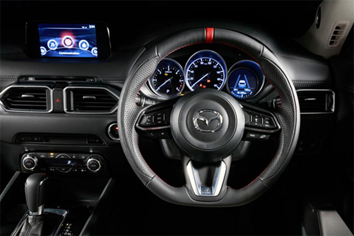 Nội thất xe Mazda CX 5 2018 được thiết kế khá sang trọng và hiện đại