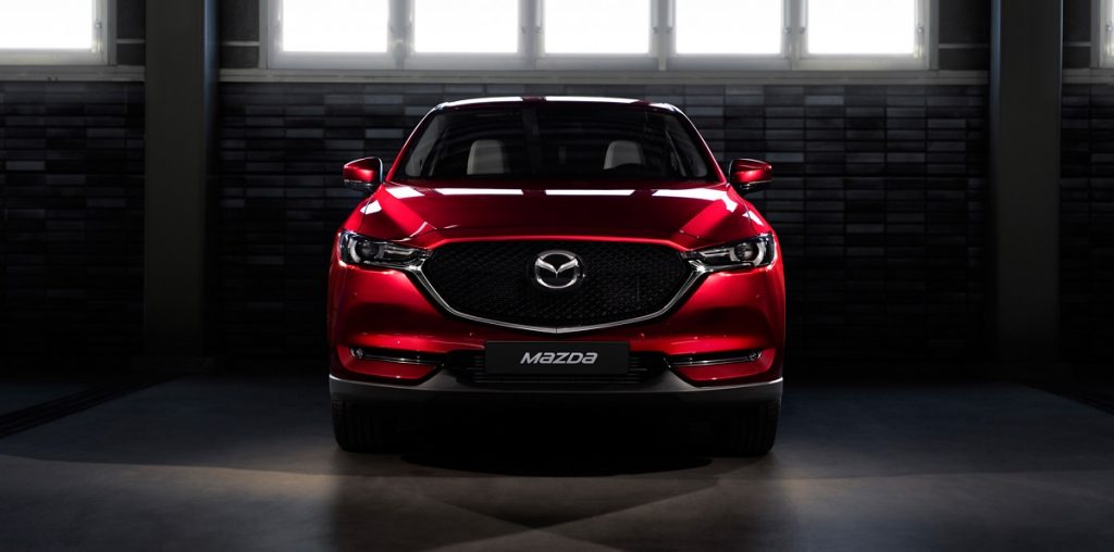 Phần đầu xe Mazda CX 5