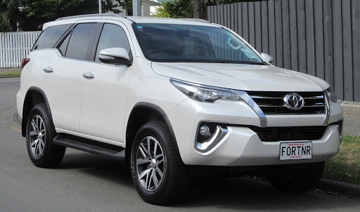 Xe 7 chỗ hạng sang Toyota Fortuner