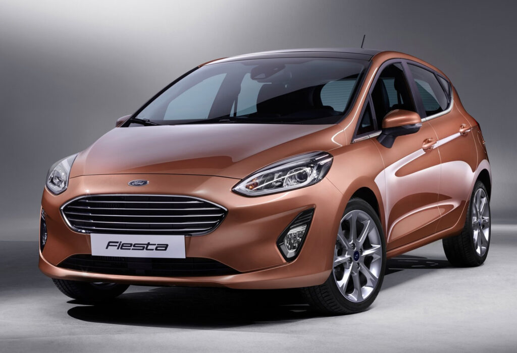 Ô tô cũ dưới 300 triệu - Ford Fiesta phiên bản màu nâu