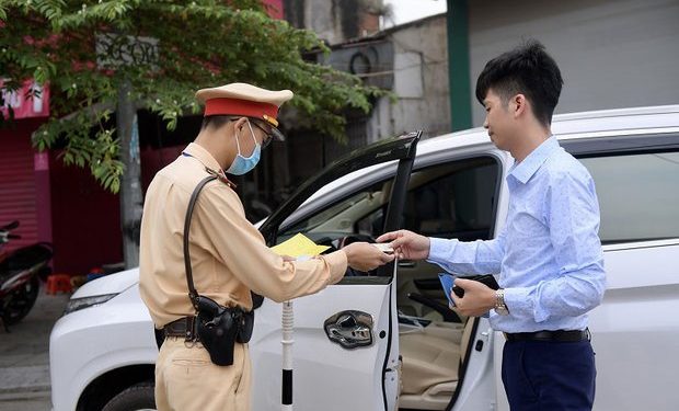 Đăng kiểm có làm việc thứ 7 không?