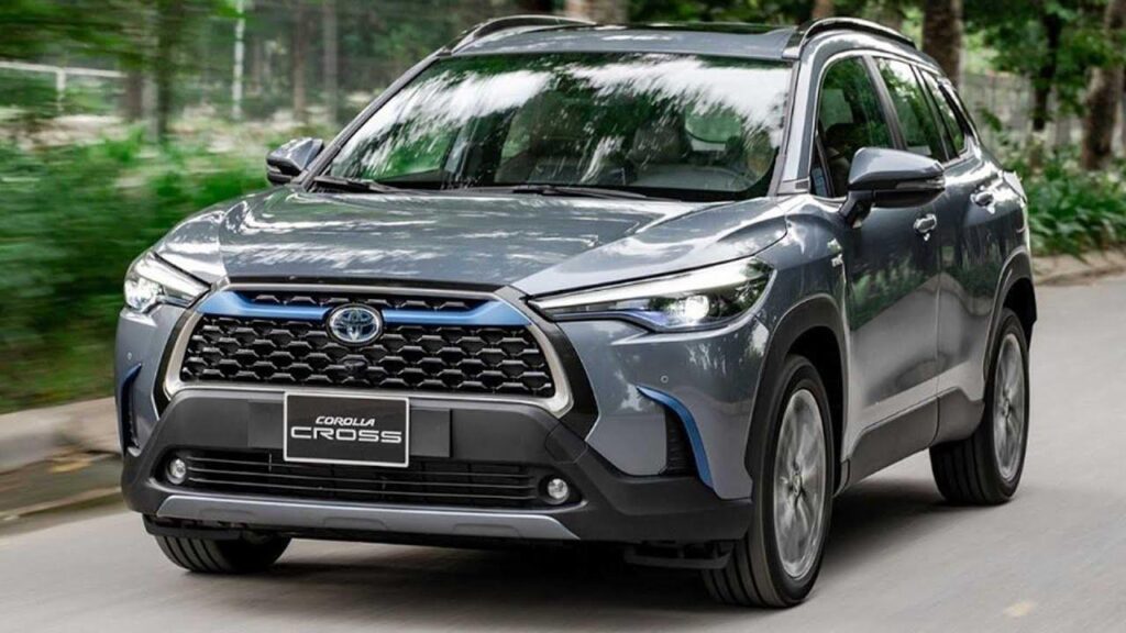 700 triệu mua xe SUV nào? Corolla Cross