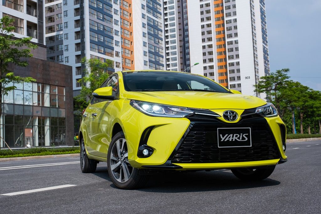 Xe ô tô nhỏ gọn cho nữ - Toyota Yaris