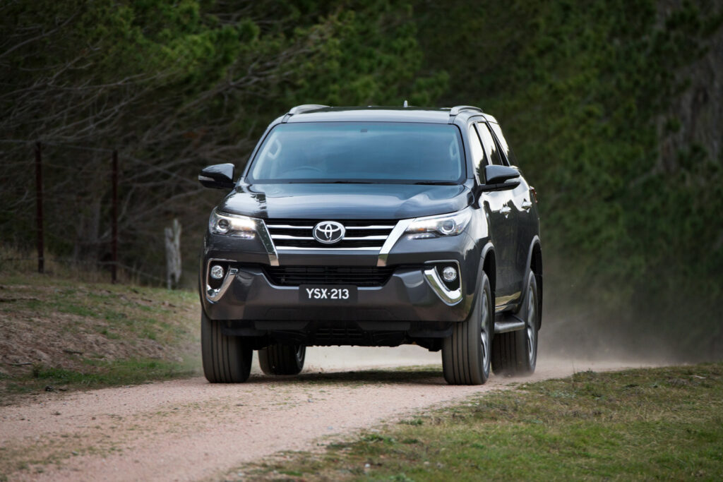 SUV là xe gì? - Toyota Fortuner
