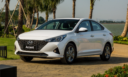 So sánh xe Elantra và Accent, nên mua mẫu sedan Hyundai nào?