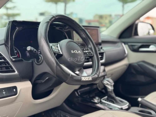 Kia Seltos Premium 1.4 AT - Hình 5