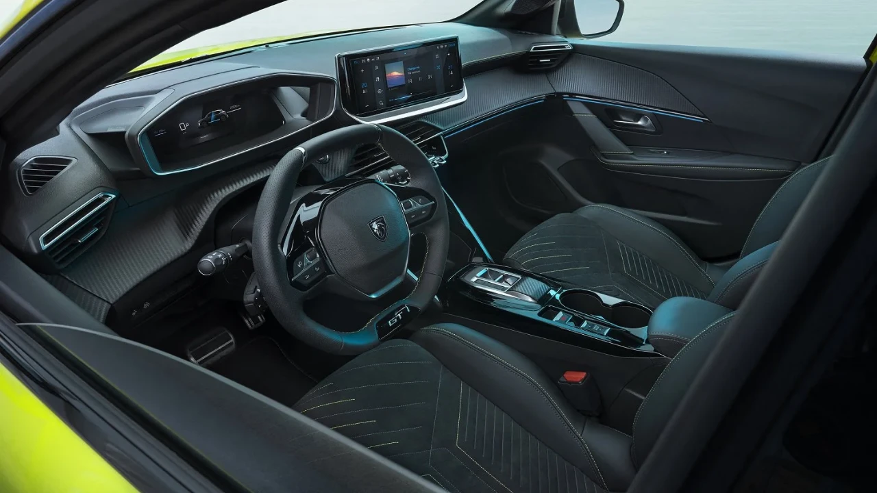 Peugeot 208 - Màn hình giải trí