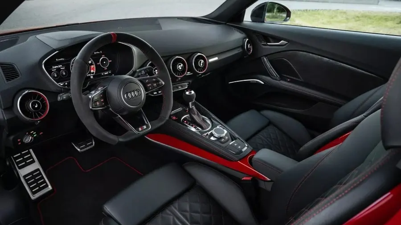 Audi TT - Vô lăng