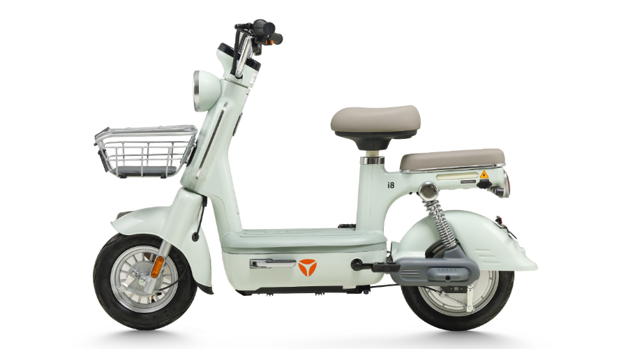 Yadea i8 tiêu chuẩn