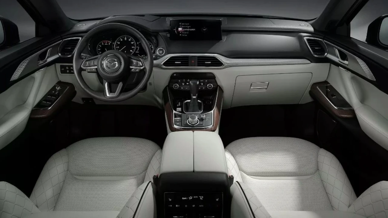 Mazda CX-9 - Tiện nghi