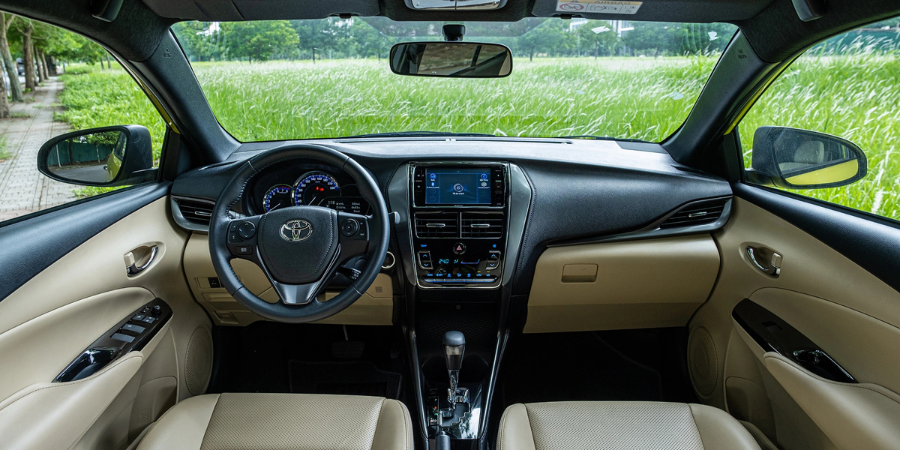 Toyota Yaris - Cụm đèn hậu LED