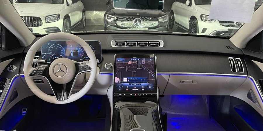 Mercedes-Benz S-Class - Hàng ghế sau hạng thương gia