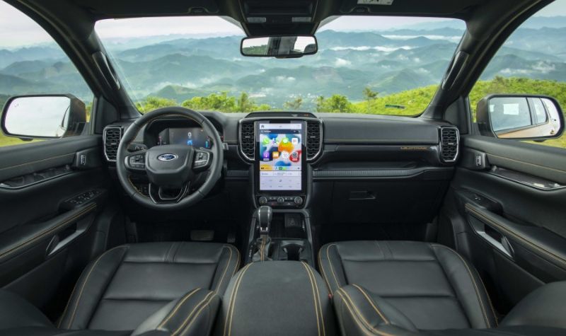 Thiết kế cũ tiện ích mới Ford Ranger 2025