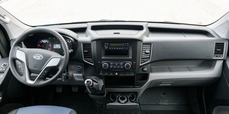 Hyundai Solati - Bảng điều khiển
