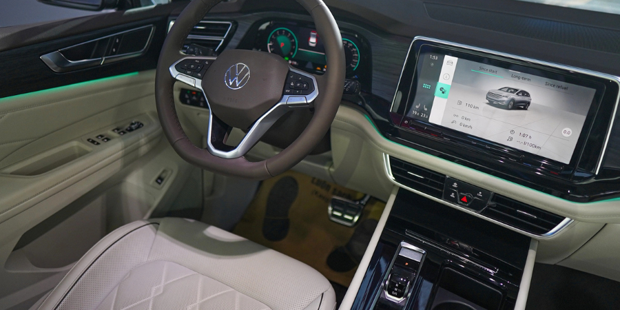 Volkswagen Viloran - Cụm đèn hậu LED