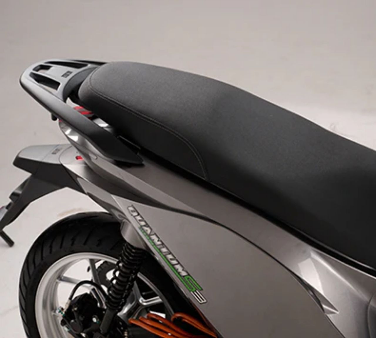 Đuôi xe Dat Bike Quantum