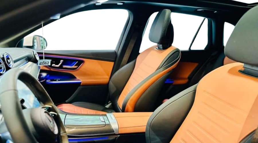 Mercedes GLC 300 - Màn hình trung tâm
