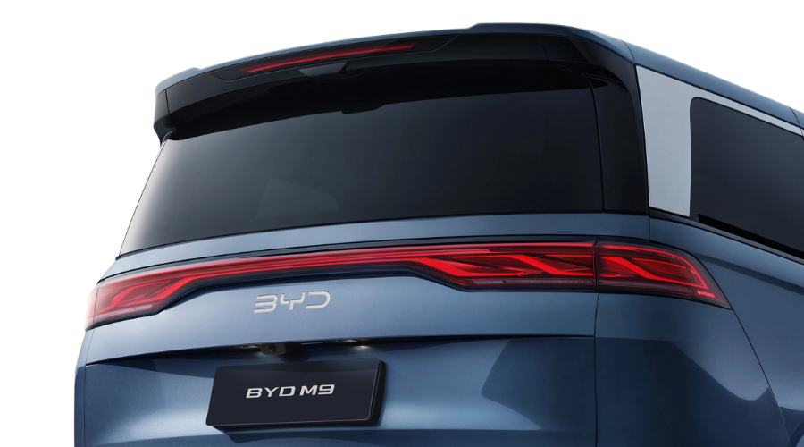 BYD M9 - Khoang lái công nghệ