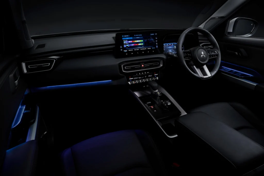 kích thước xe Mitsubishi Destinator hình 3