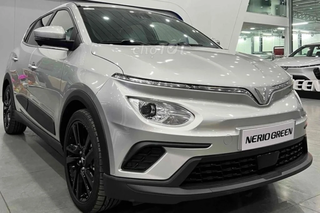 review Vinfast Nerio Green