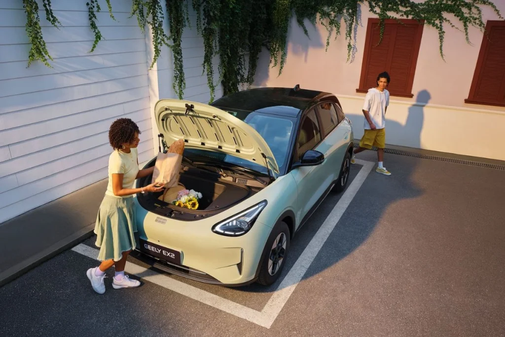 Geely EX2 mấy chỗ