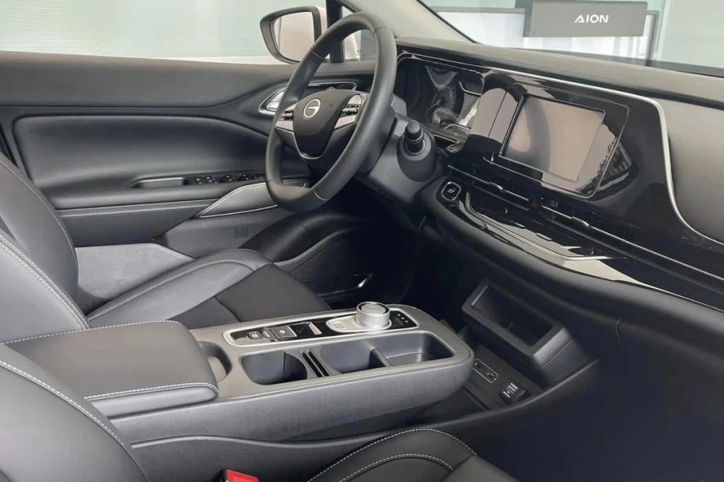 thông số kỹ thuật Aion ES hình 2