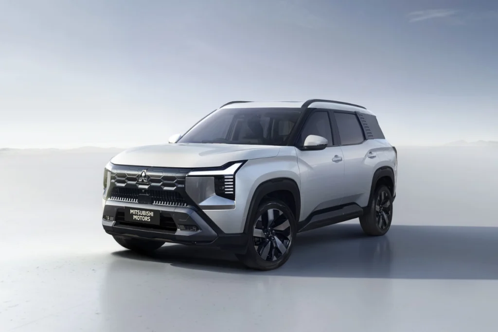 bảng màu xe Mitsubishi Destinator hình 3