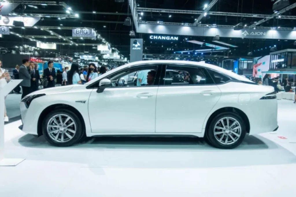 kích thước Aion ES hình 2