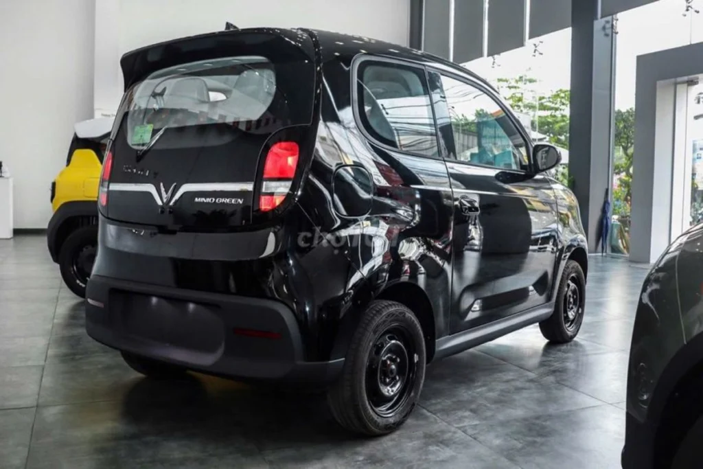 review Vinfast Minio Green hình 1
