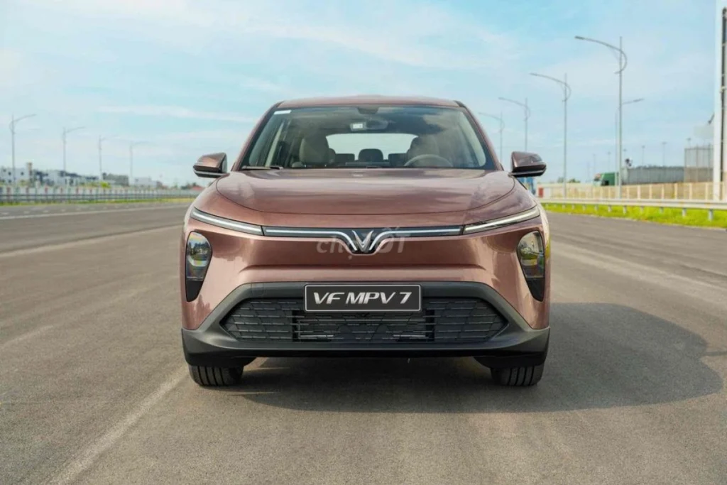 thông số kỹ thuật VinFast VF MPV 7 hình 2