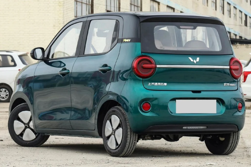 Wuling Hongguang Mini EV đi được bao nhiêu km hình 1