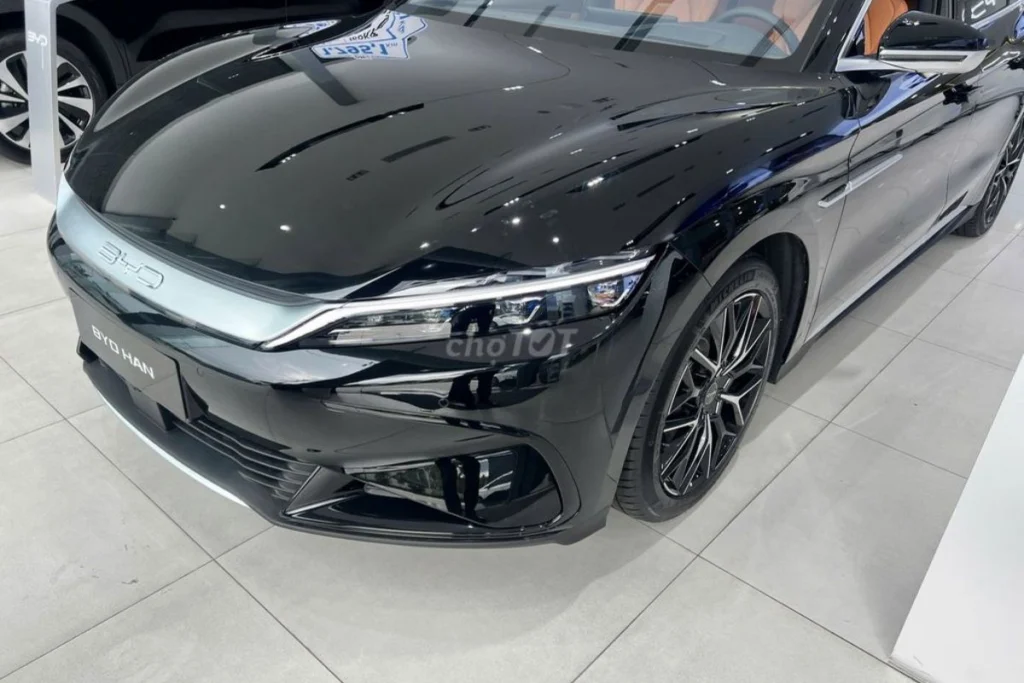 review BYD Han hình 1